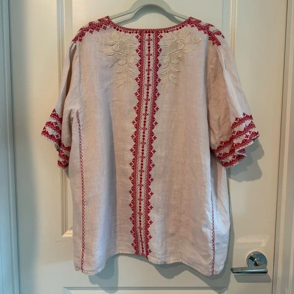 Johnny Was Embroidered Top 🌺🌹🌷 - Picture 5 of 5
